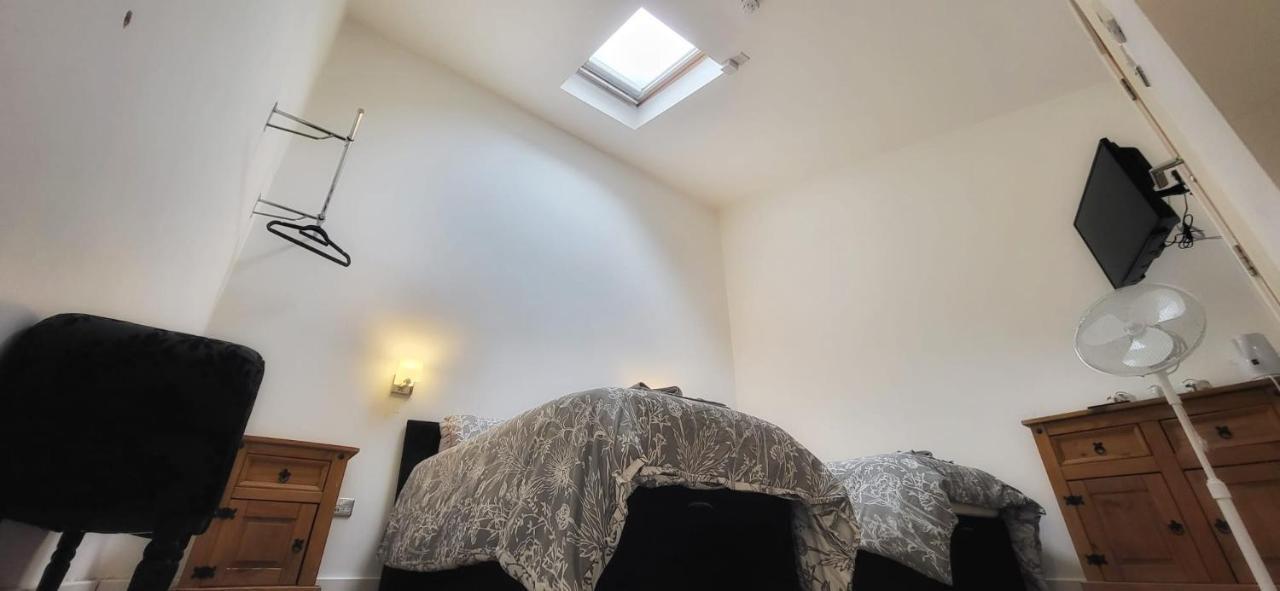 קמברלי Deepcut Lodge Bed & Breakfast Self Service מראה חיצוני תמונה