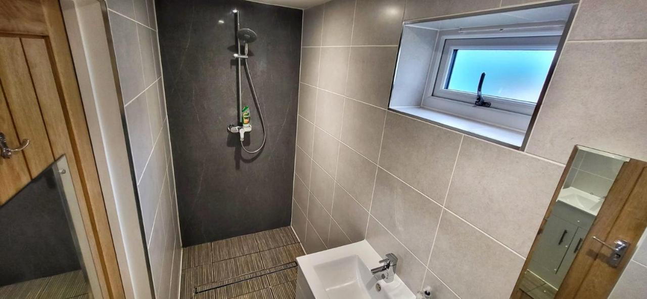 קמברלי Deepcut Lodge Bed & Breakfast Self Service מראה חיצוני תמונה