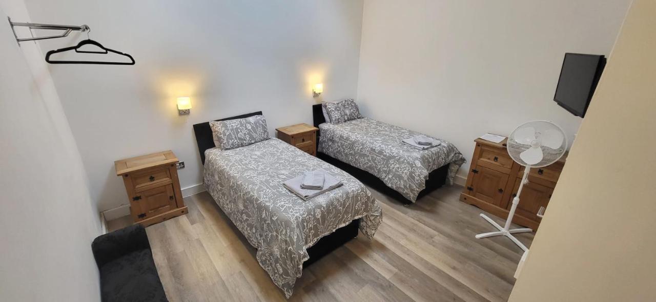 קמברלי Deepcut Lodge Bed & Breakfast Self Service מראה חיצוני תמונה