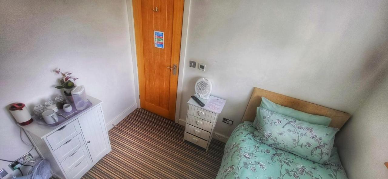 קמברלי Deepcut Lodge Bed & Breakfast Self Service מראה חיצוני תמונה