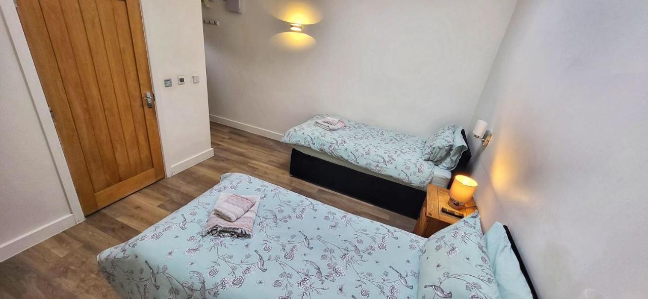 קמברלי Deepcut Lodge Bed & Breakfast Self Service מראה חיצוני תמונה