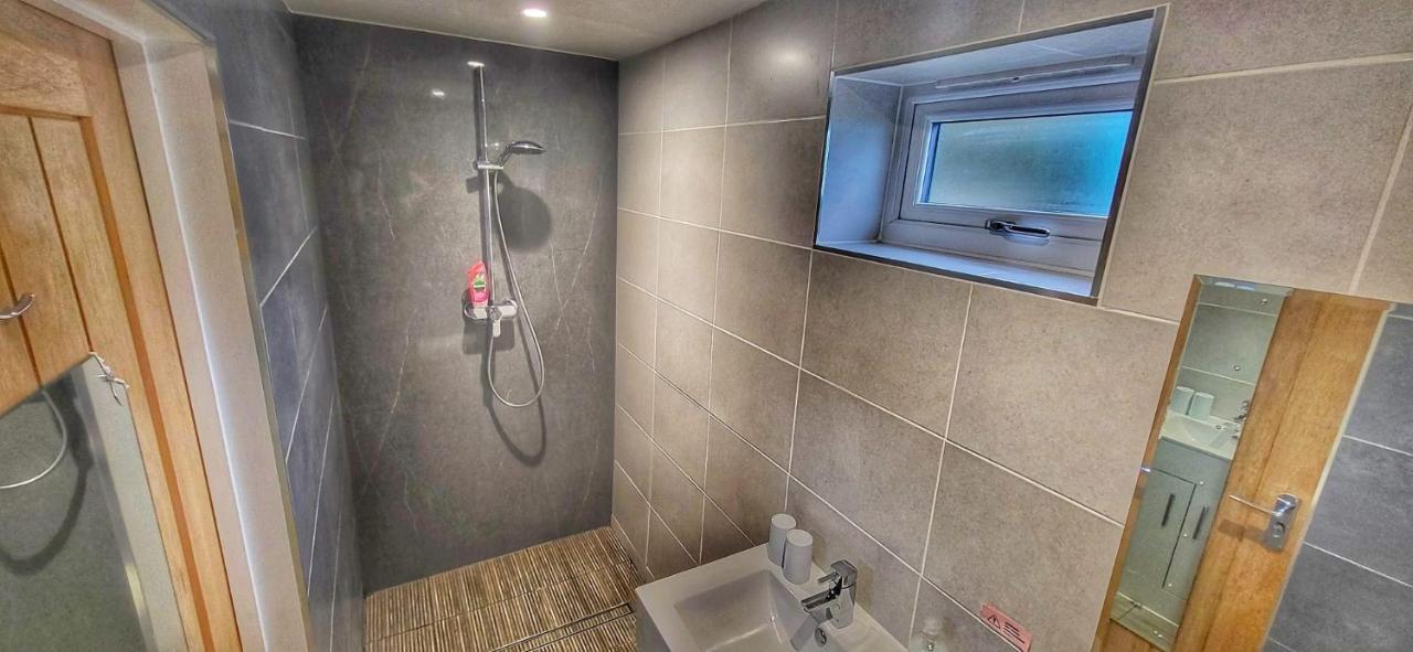 קמברלי Deepcut Lodge Bed & Breakfast Self Service מראה חיצוני תמונה