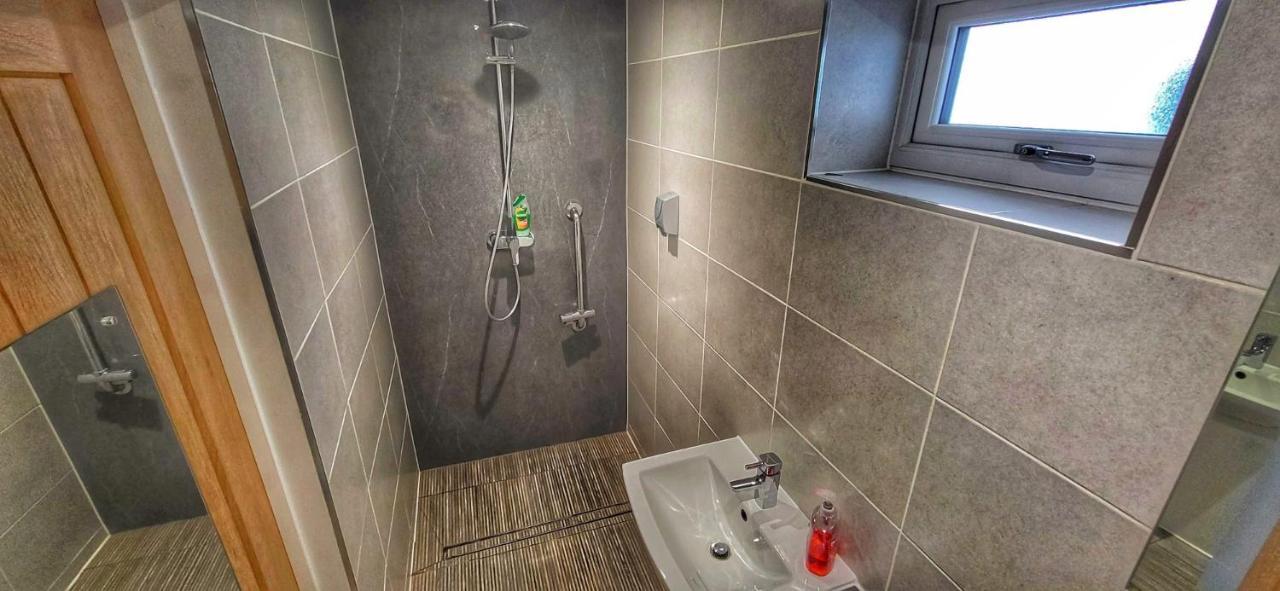 קמברלי Deepcut Lodge Bed & Breakfast Self Service מראה חיצוני תמונה