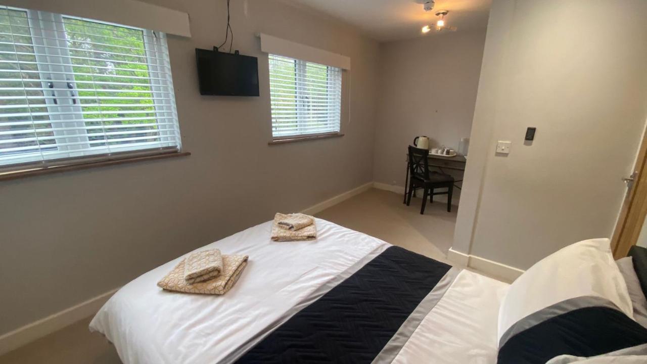 קמברלי Deepcut Lodge Bed & Breakfast Self Service מראה חיצוני תמונה